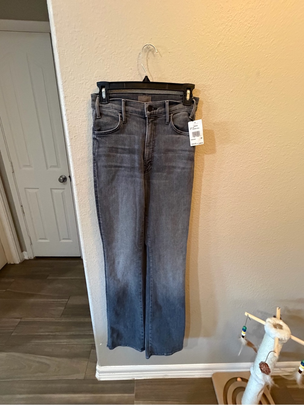 Women's High-Rise Straight Jeans in Washed Gray